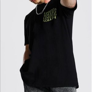 Just another brand new men’s t-shirt w/tags on